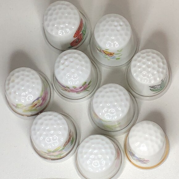 9 Vintage Thimbles Porcelain Ceramic Flowers Floral Design Sewing Collection SDJ - Picture 11 of 11